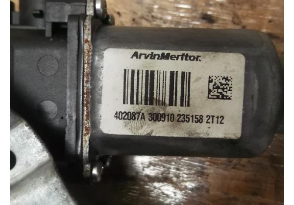 Склопідйомник лівий передній електричний Renault Kangoo II, 807212230R, 402087 A